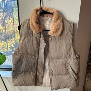Women Tan Puffer Vest with Faux Fur Collar